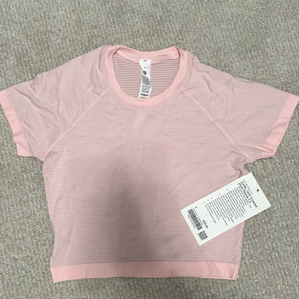 NWT lululemon swiftly tech cropped short sleeve